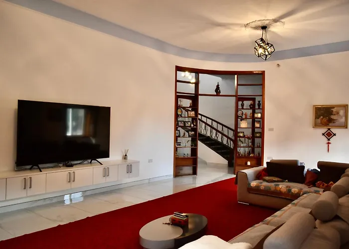 Secret Δωμάτια σε οικογενειακή κατοικία *